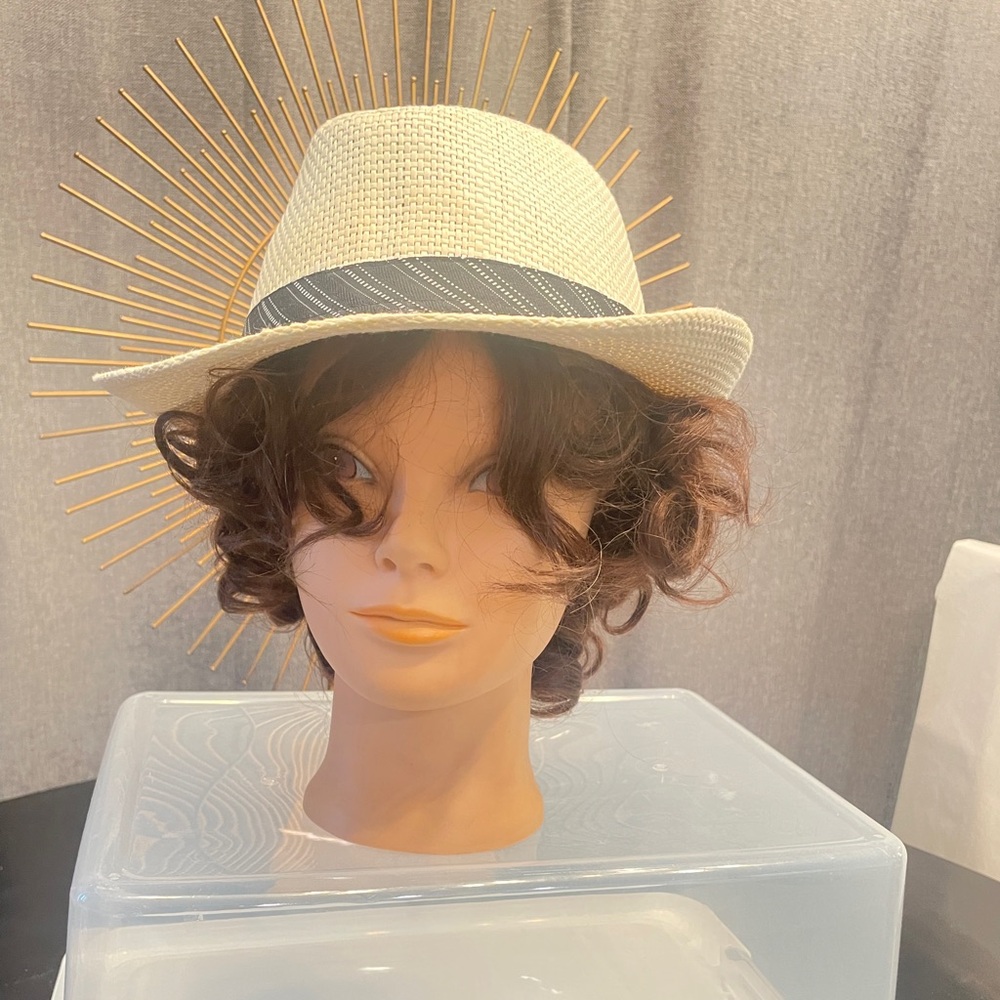 NWOT White Straw DPC Hat  Large. Wynn Golf Shop